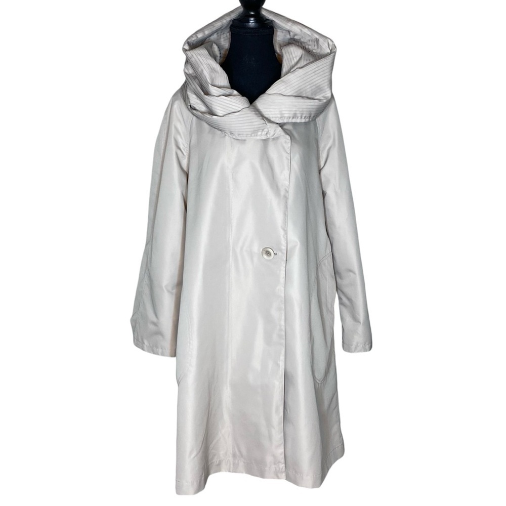Women's Cream Trench Coat with Oversized Collar